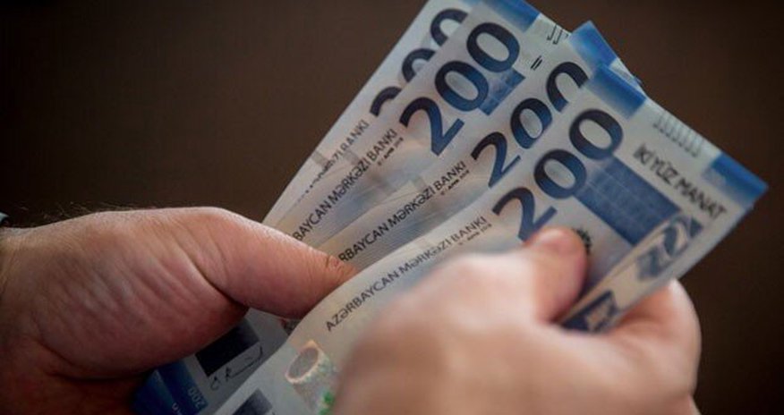Azərbaycanda neçə nəfər 8 min manatdan çox maaş alır? - RƏSMİ Azərbaycanda neçə nəfər 8 min manatdan çox maaş alır? - RƏSMİ