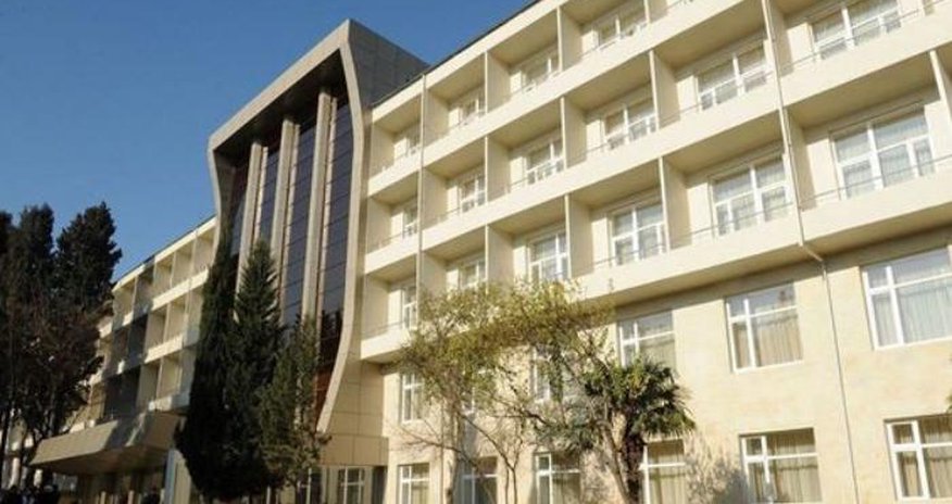 Bakıda xəstəxanada səyyar satıcılar alver edir? - AÇIQLAMA Bakıda xəstəxanada səyyar satıcılar alver edir? - AÇIQLAMA