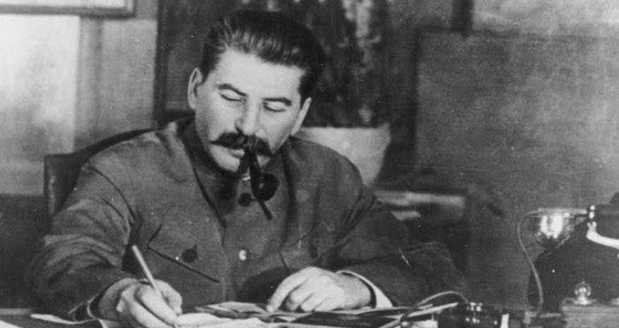 Stalin necə əylənirdi... - Fotolar Stalin necə əylənirdi... - Fotolar