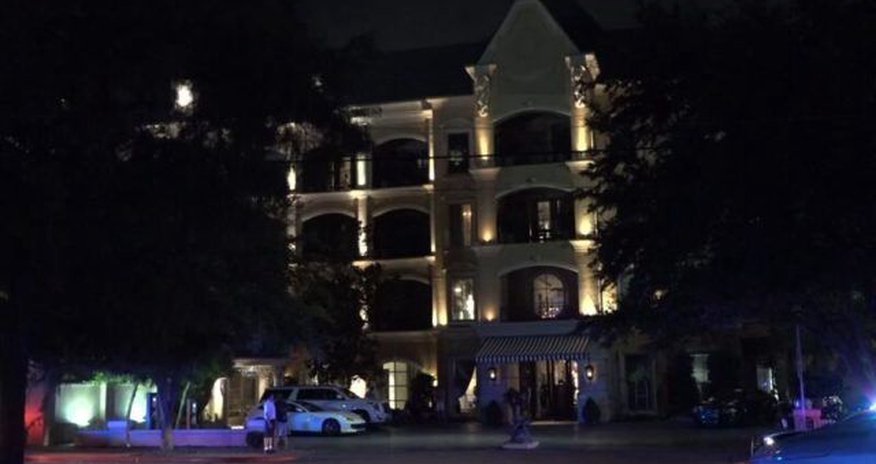 HƏYƏCAN: 1000 nəfərin olduğu otel binası MÜHASİRƏYƏ ALINDI HƏYƏCAN: 1000 nəfərin olduğu otel binası MÜHASİRƏYƏ ALINDI