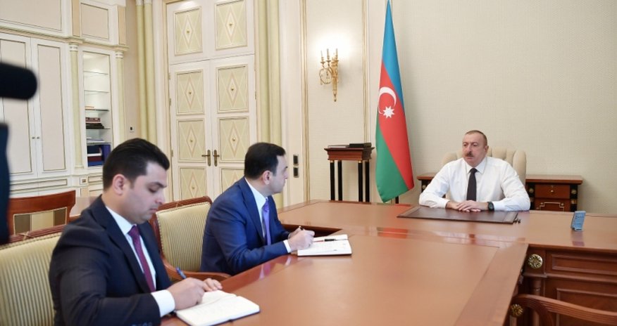 Prezident yeni icra başçılarını qəbul etdi - FOTO Prezident yeni icra başçılarını qəbul etdi - FOTO