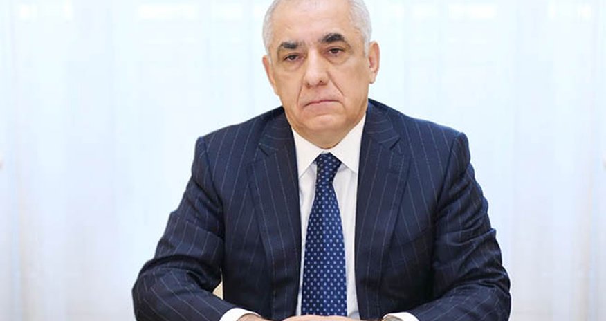 Baş Nazir dollarla bağlı əhaliyə çağırış etdi Baş Nazir dollarla bağlı əhaliyə çağırış etdi