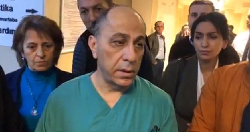 “Heç kəs normal pnevmoniyadan yolda getdiyi yerdə yıxılıb ölmür” - HƏKİMDƏN AÇIQLAMA “Heç kəs normal pnevmoniyadan yolda getdiyi yerdə yıxılıb ölmür” - HƏKİMDƏN AÇIQLAMA