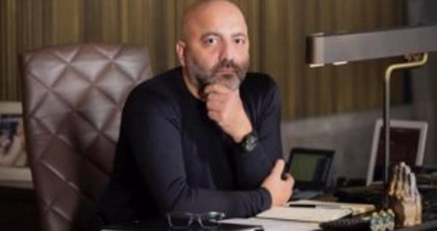 Mübariz Mənsimovun həbsinə qərar verən hakim : "Qərar yuxarıdan verilmişdir, artıq heç bir şeyi dəyişə bilmərəm" Mübariz Mənsimovun həbsinə qərar verən hakim : "Qərar yuxarıdan verilmişdir, artıq heç bir şeyi dəyişə bilmərəm"