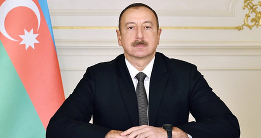 Prezident müxalif partiya sədrlərinə təbrik ünvanlayıb Prezident müxalif partiya sədrlərinə təbrik ünvanlayıb