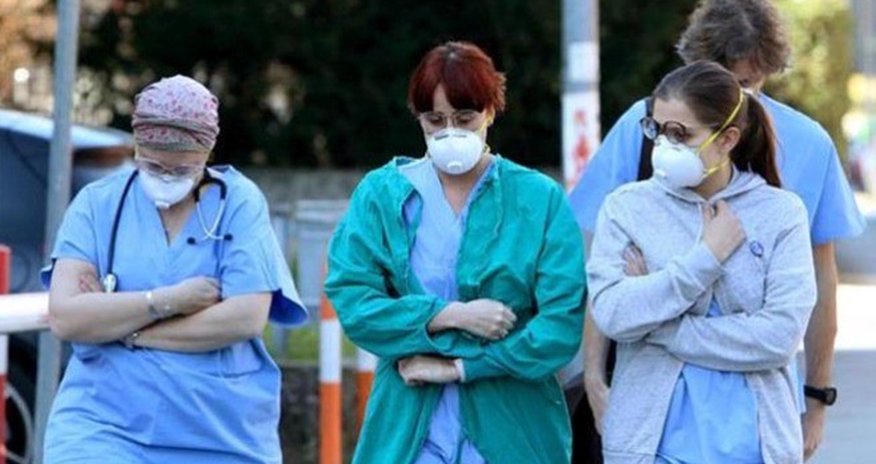 В Испании за сутки свыше 750 человек умерли из-за коронавируса В Испании за сутки свыше 750 человек умерли из-за коронавируса