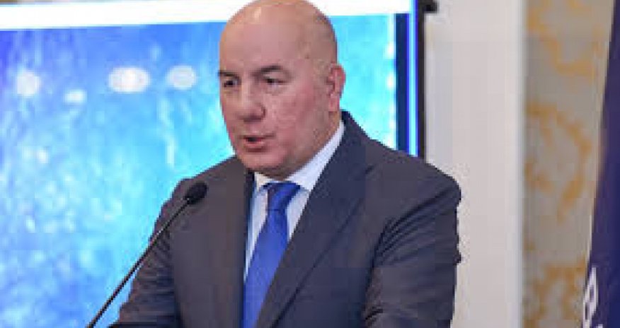 Эльман Рустамов идет на шестой срок Эльман Рустамов идет на шестой срок