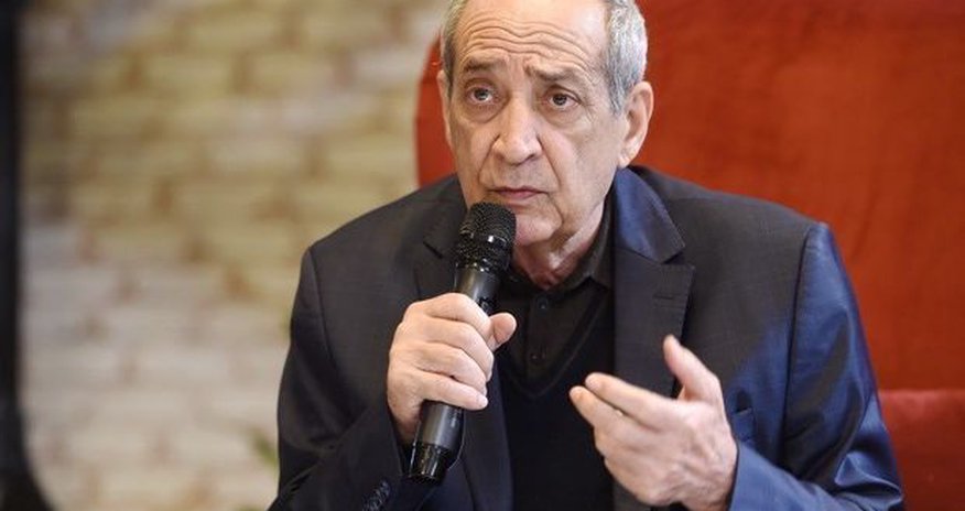 “Xanımla da ayrılmışıq, o, bir otaqdadır, mən bu biri” - Xalq artisti “Xanımla da ayrılmışıq, o, bir otaqdadır, mən bu biri” - Xalq artisti