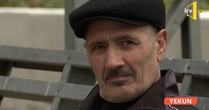 Azərbaycanda cinayətkar həbs edildikdən səkkiz gün sonra ata oldu, ölümü gözləyərkən... - VİDEO Azərbaycanda cinayətkar həbs edildikdən səkkiz gün sonra ata oldu, ölümü gözləyərkən... - VİDEO