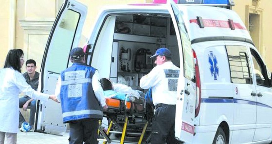 Bakıda ana və qızı evdə bıçaqlandı Bakıda ana və qızı evdə bıçaqlandı