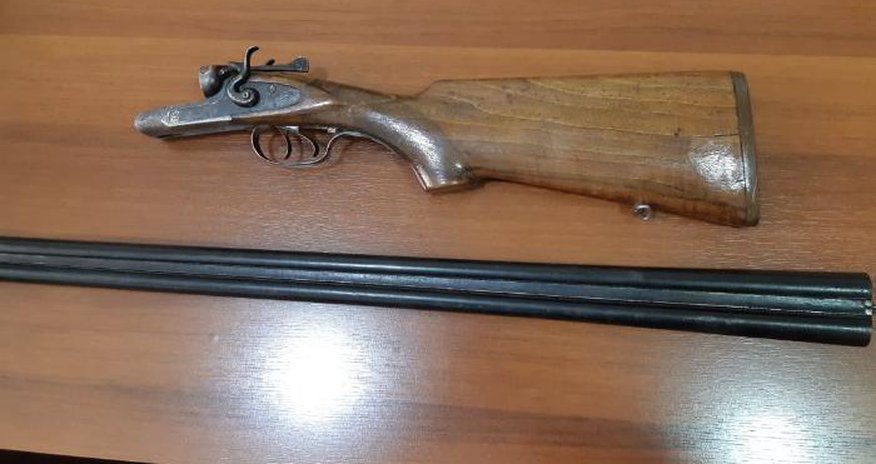Mingəçevir sakinində qanunsuz saxlanan ov tüfəngi aşkarlanıb Mingəçevir sakinində qanunsuz saxlanan ov tüfəngi aşkarlanıb