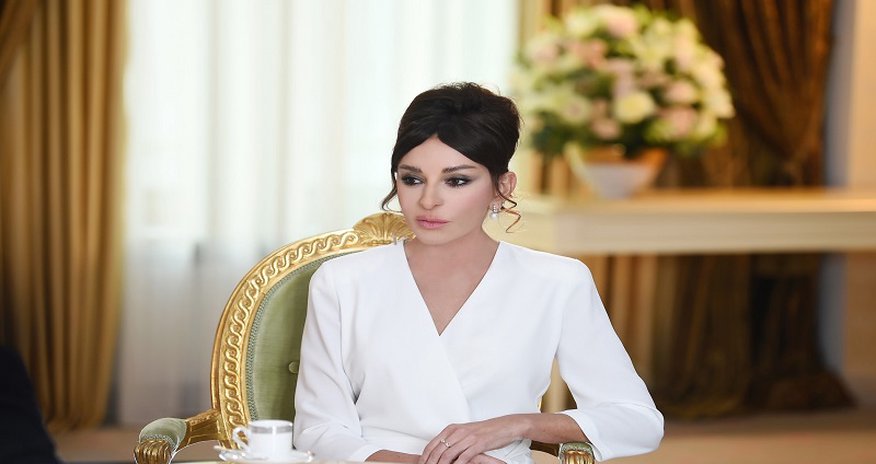 Мехрибан Алиева поздравила азербайджанский народ Мехрибан Алиева поздравила азербайджанский народ