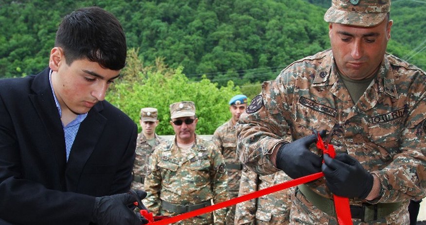 Erməni zabitlərə Kəlbəcərdə yeni mənzillər paylandı – FOTOLAR Erməni zabitlərə Kəlbəcərdə yeni mənzillər paylandı – FOTOLAR