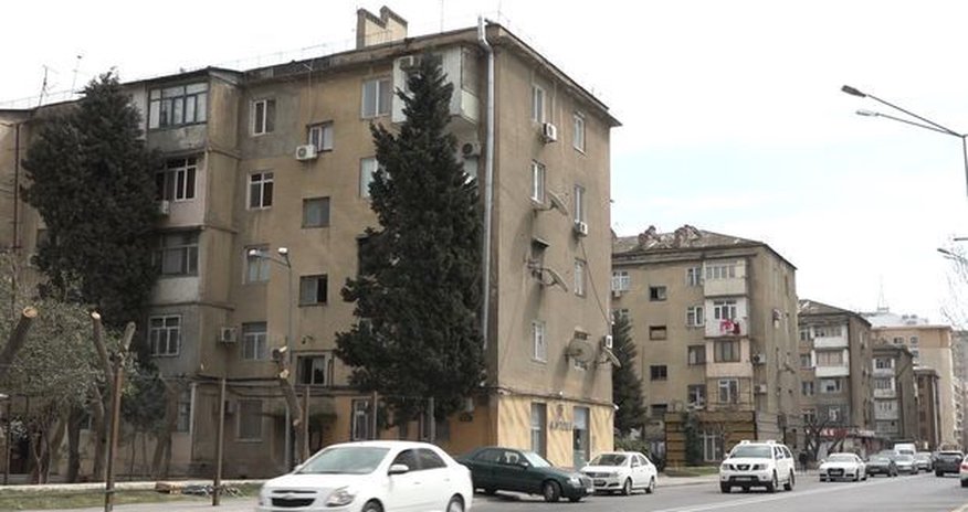 Bakıda bu binalar sökülür Bakıda bu binalar sökülür