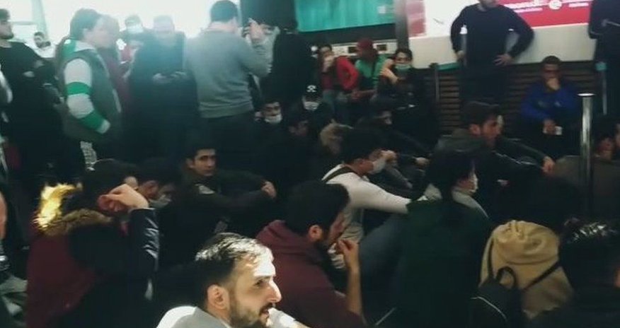 Türkiyədə 5 min vətəndaşımız Azərbaycana qayıda bilmir - VİDEO Türkiyədə 5 min vətəndaşımız Azərbaycana qayıda bilmir - VİDEO