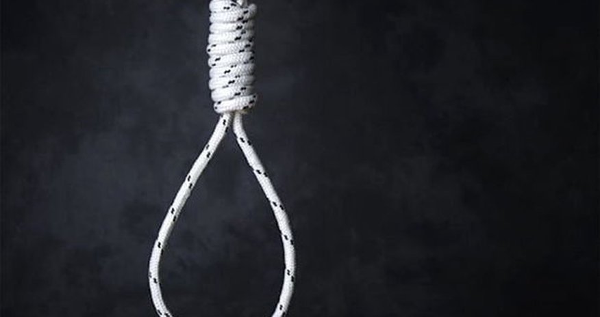 Bakıda itkin düşən şəxs asılmış vəziyyətdə tapıldı Bakıda itkin düşən şəxs asılmış vəziyyətdə tapıldı