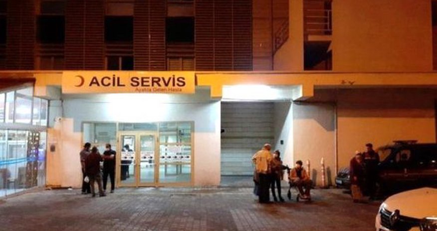 Koronavirus xəstəsi tibb bacılarına hücum etdi və pəncərədən yıxılıb öldü Koronavirus xəstəsi tibb bacılarına hücum etdi və pəncərədən yıxılıb öldü