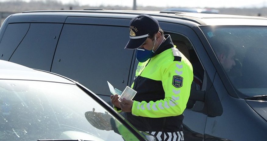 Polis maşınları postdan yoxlamadan buraxıb? Polis maşınları postdan yoxlamadan buraxıb?