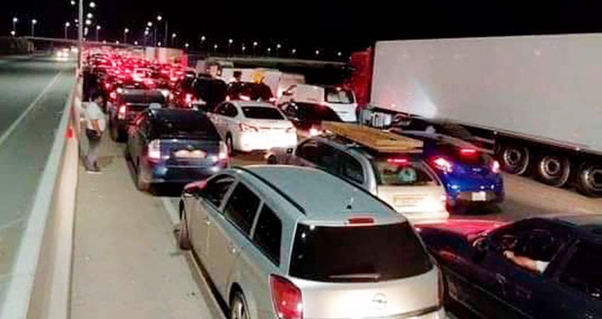 Bakıdan rayonlara yenidən axın başlayıb- FOTOLAR Bakıdan rayonlara yenidən axın başlayıb- FOTOLAR