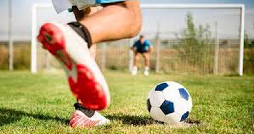 Bir səhvə görə 19 futbolçu koronavirusa yoluxdu Bir səhvə görə 19 futbolçu koronavirusa yoluxdu
