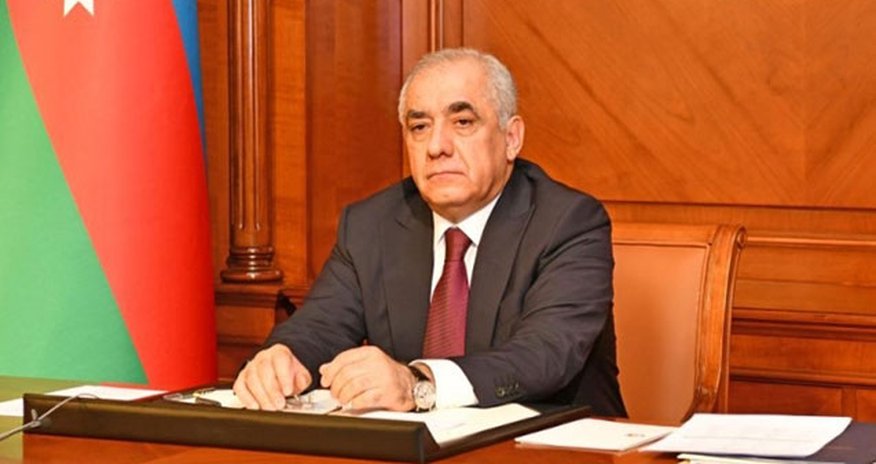 Əli Əsədov kolleclərlə bağlı qərar imzaladı Əli Əsədov kolleclərlə bağlı qərar imzaladı