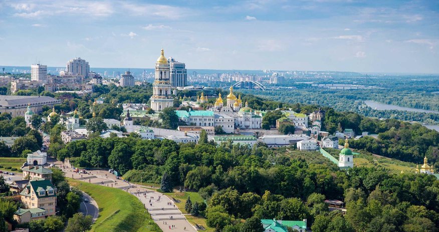 В Киеве у станции метро прогремел взрыв В Киеве у станции метро прогремел взрыв