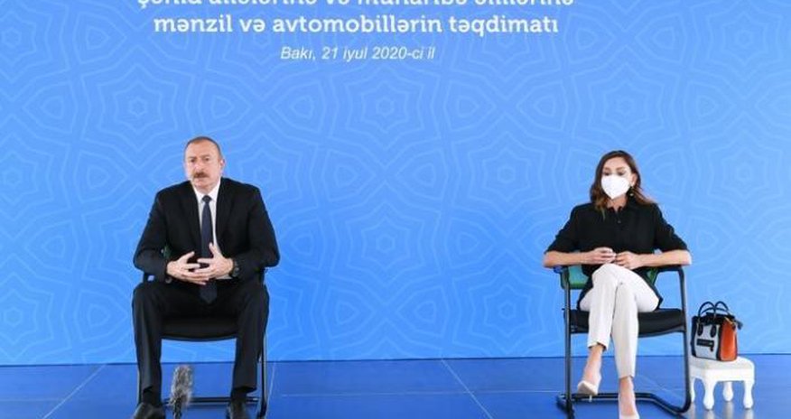 Prezident: "Mənim sözlərimdən heç bir həftə keçməyib, 50 minə yaxın vətəndaş Vətəni qorumaq üçün müraciət edib" Prezident: "Mənim sözlərimdən heç bir həftə keçməyib, 50 minə yaxın vətəndaş Vətəni qorumaq üçün müraciət edib"