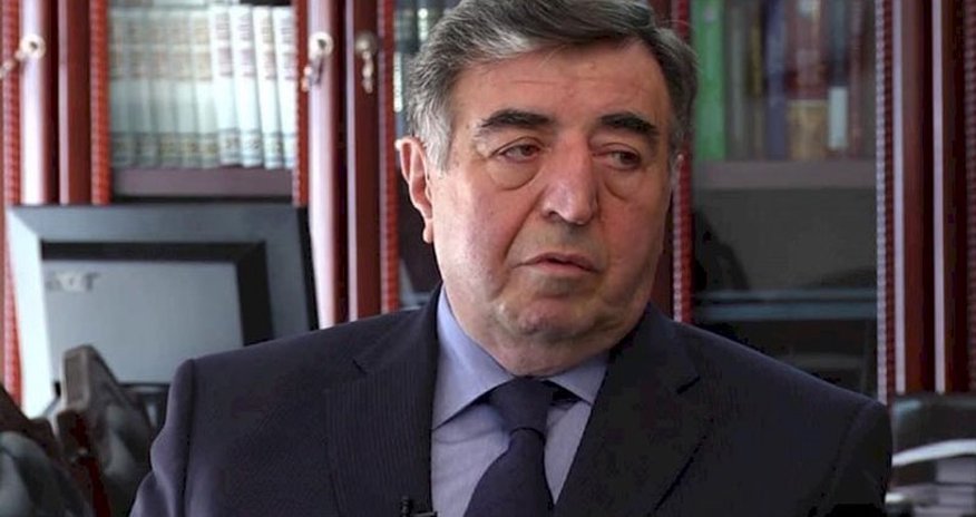 Əhməd Əhmədzadənin polkovnik kürəkəni koronavirusdan vəfat etdi Əhməd Əhmədzadənin polkovnik kürəkəni koronavirusdan vəfat etdi