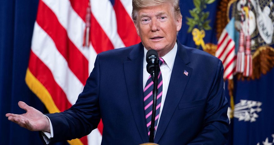 В поместье Трампа проникли три подростка с АК-47 В поместье Трампа проникли три подростка с АК-47