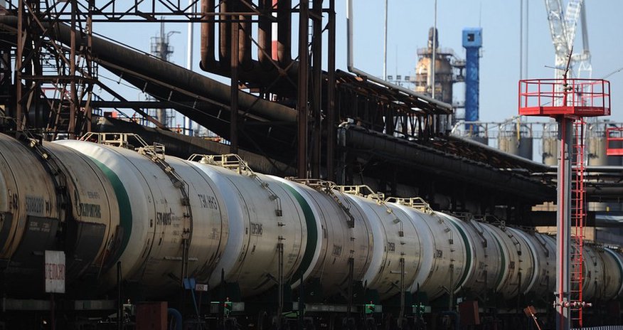 Россия повышает экспортную пошлину на нефть Россия повышает экспортную пошлину на нефть