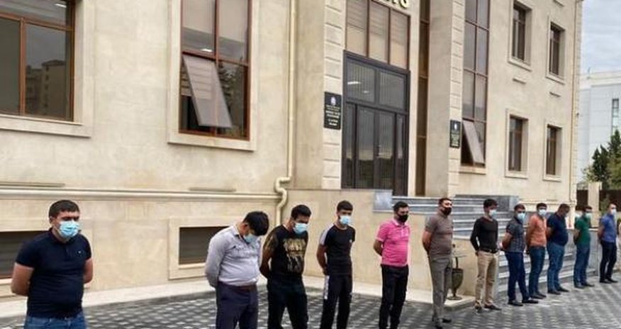 Bakıda karantin rejimi qaydalarına əməl etməyən restoran və kafelər aşkarlandı Bakıda karantin rejimi qaydalarına əməl etməyən restoran və kafelər aşkarlandı