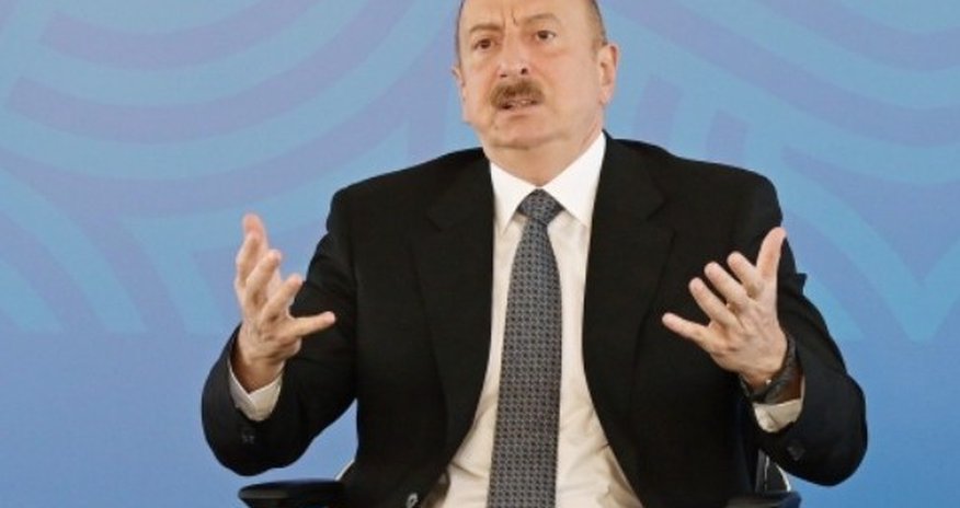 İlham Əliyev enerji sistemindəki itkilərdən danışıb İlham Əliyev enerji sistemindəki itkilərdən danışıb