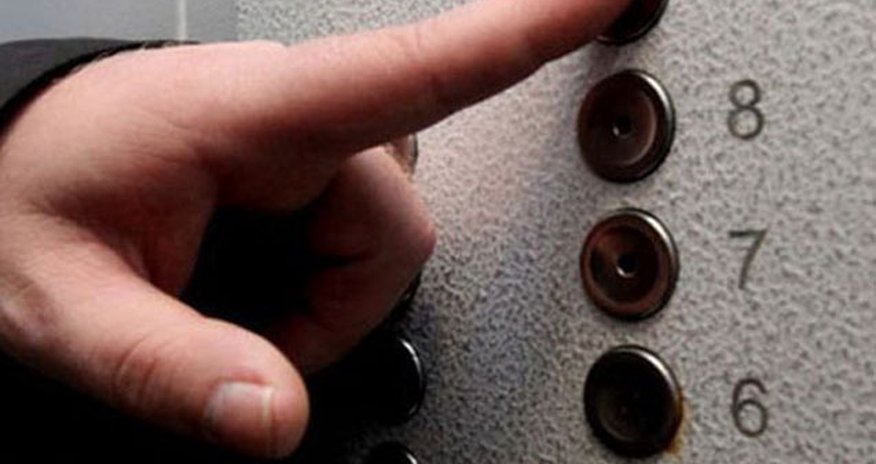 Bakıda 6 nəfər köməksiz qaldı Bakıda 6 nəfər köməksiz qaldı