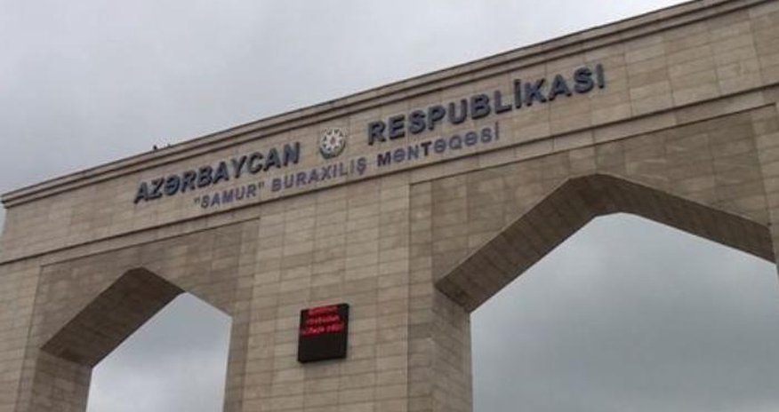 Daha 400 Azərbaycan vətəndaşı Rusiyadan ölkəyə gətirilib Daha 400 Azərbaycan vətəndaşı Rusiyadan ölkəyə gətirilib