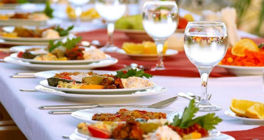 Bakıda karantini pozaraq məclis keçirənlər cəzalandırıldı Bakıda karantini pozaraq məclis keçirənlər cəzalandırıldı