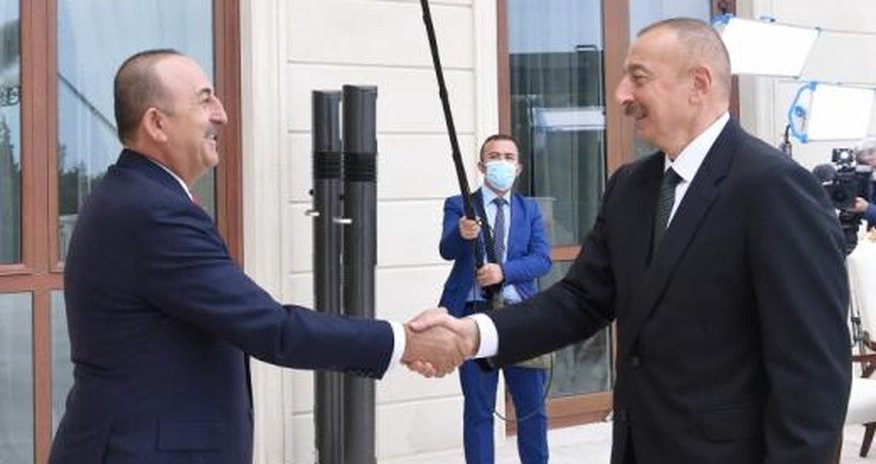 Президент Азербайджана провел переговоры с главой МИД Турции Президент Азербайджана провел переговоры с главой МИД Турции