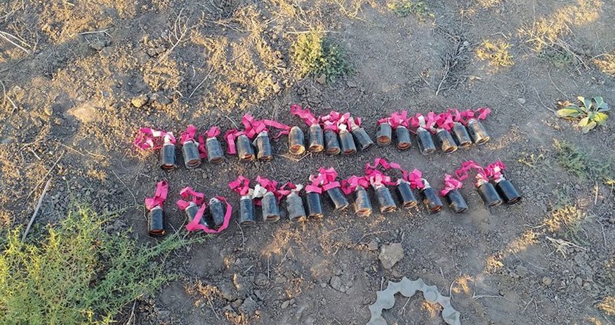 Кадры обломков баллистической ракеты, выпущенной с территории Армении в направлении Мингячевира - ФОТО Кадры обломков баллистической ракеты, выпущенной с территории Армении в направлении Мингячевира - ФОТО