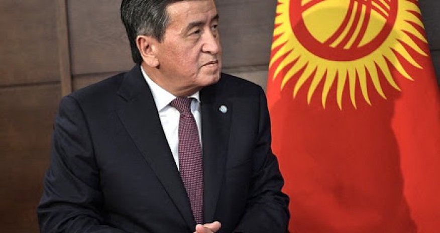 Qırğızıstan prezidenti istefa verdi Qırğızıstan prezidenti istefa verdi