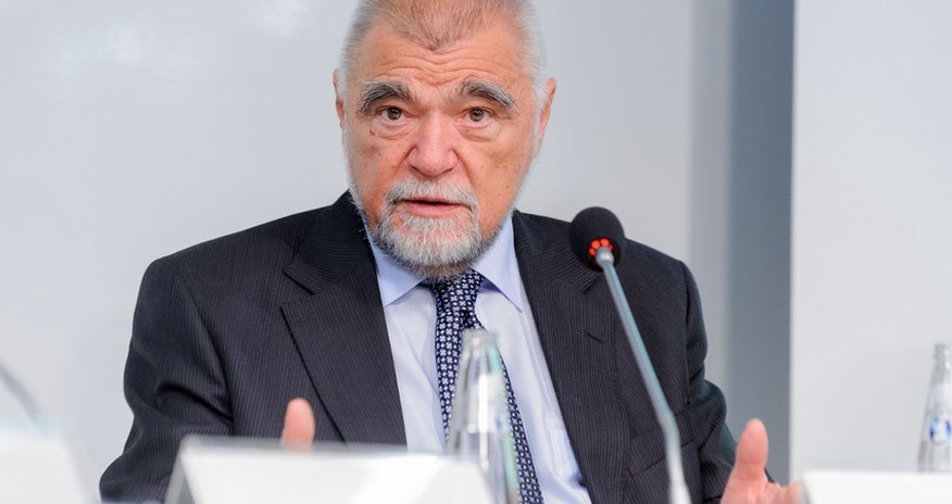 Экс-президент Хорватии направил письмо президенту Азербайджана Экс-президент Хорватии направил письмо президенту Азербайджана