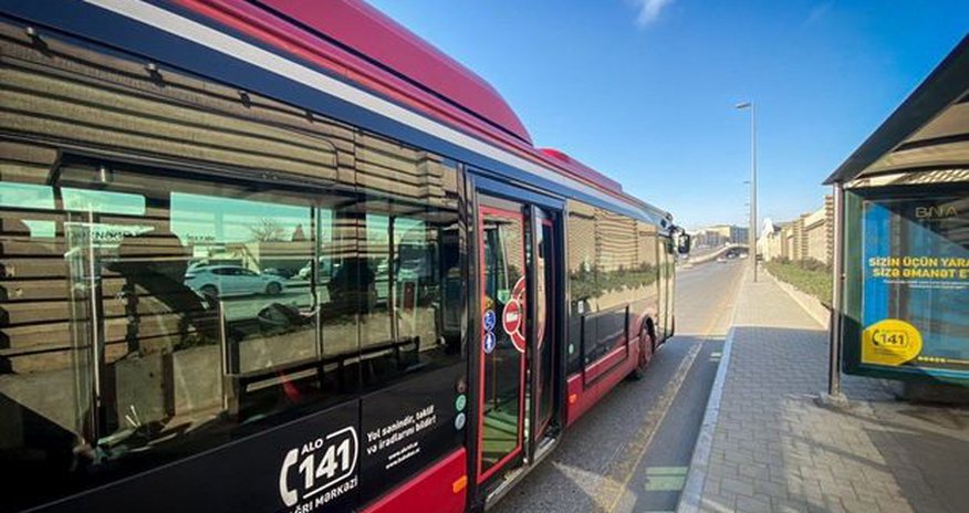 Bakıda xəttə yeni avtobuslar buraxılır - RƏSMİ Bakıda xəttə yeni avtobuslar buraxılır - RƏSMİ