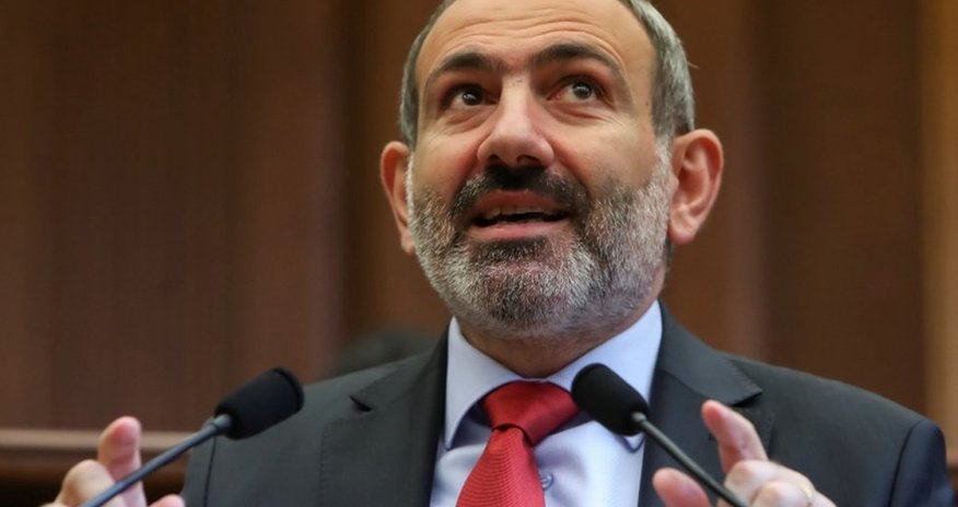 İlham Əliyev Ermənistanın müasir tarixində ən hiyləgər, riyakar və saxtakar siyasi rəhbəri olan Paşinyanı məğlub edir İlham Əliyev Ermənistanın müasir tarixində ən hiyləgər, riyakar və saxtakar siyasi rəhbəri olan Paşinyanı məğlub edir