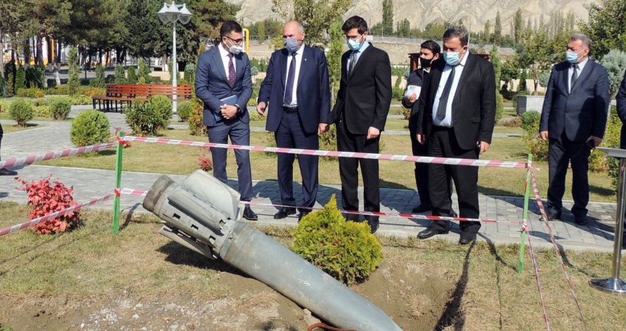 İsrail səfiri Mingəçevirdəki İES-ə baş çəkib İsrail səfiri Mingəçevirdəki İES-ə baş çəkib