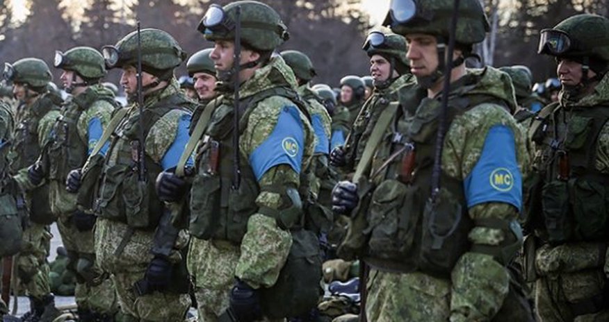 Российские миротворцы выселяют переселенных армян из Кельбаджара Российские миротворцы выселяют переселенных армян из Кельбаджара