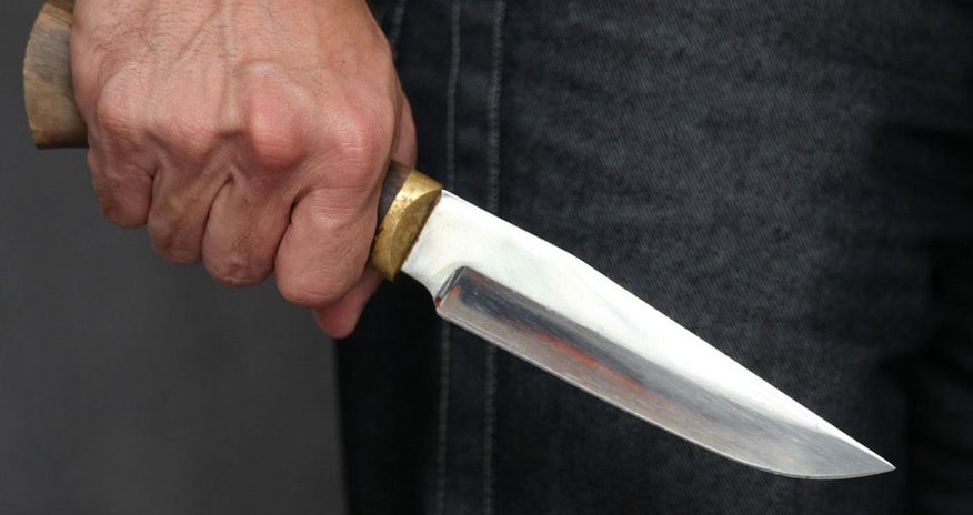 İntihar etdiyi bildirilən kişini bacısının öldürdüyü iddia edilir İntihar etdiyi bildirilən kişini bacısının öldürdüyü iddia edilir