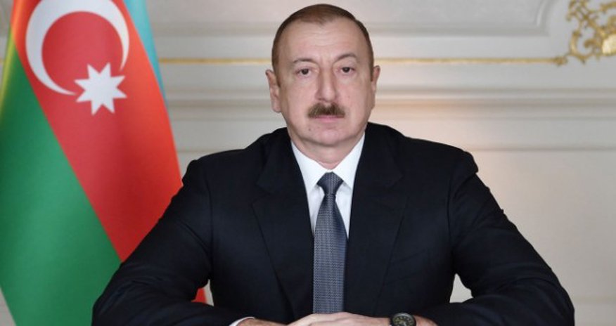 Şefik Caferoviç İlham Əliyevə zəng etdi Şefik Caferoviç İlham Əliyevə zəng etdi