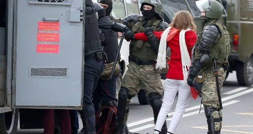 Belarusda etiraz aksiyaları, saxlanılanlar var Belarusda etiraz aksiyaları, saxlanılanlar var