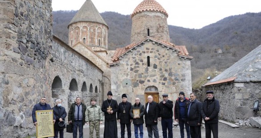 Udinlər Xudavənq monastırında ibadət etdilər - FOTO Udinlər Xudavənq monastırında ibadət etdilər - FOTO