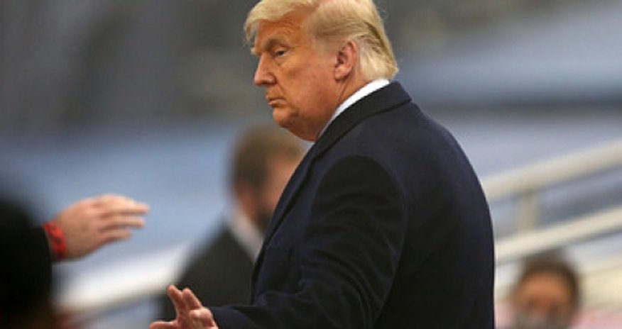 Трамп решил привиться от коронавируса Трамп решил привиться от коронавируса