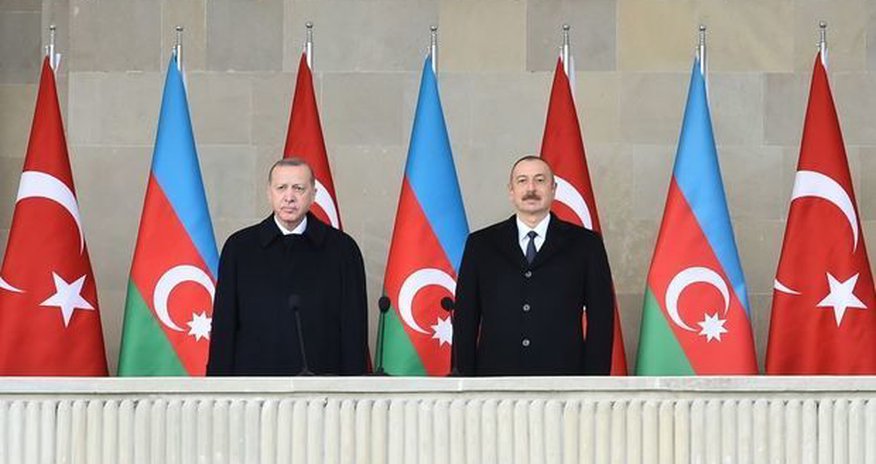 İlham Əliyev Türkiyə prezidentinə başsağlığı verib İlham Əliyev Türkiyə prezidentinə başsağlığı verib