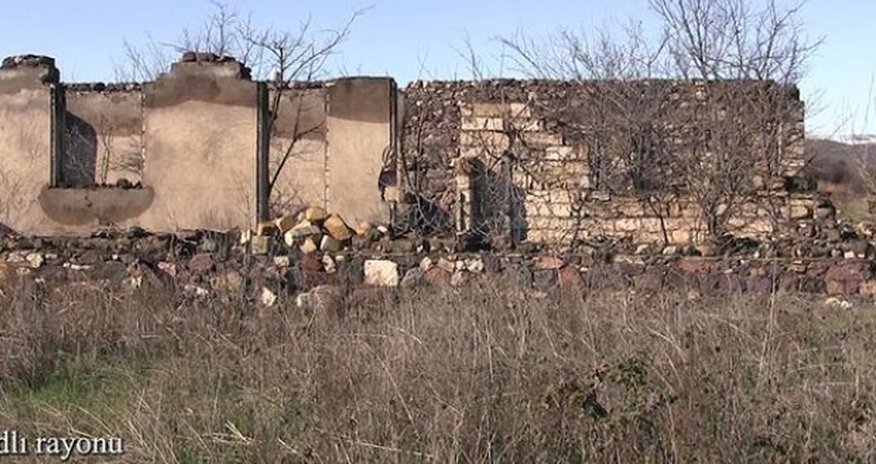 Минобороны показало освобожденное село в Губадлы - ВИДЕО Минобороны показало освобожденное село в Губадлы - ВИДЕО